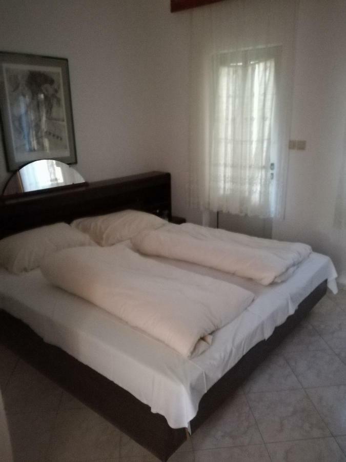 Apartmani Marijana Selce Exterior photo