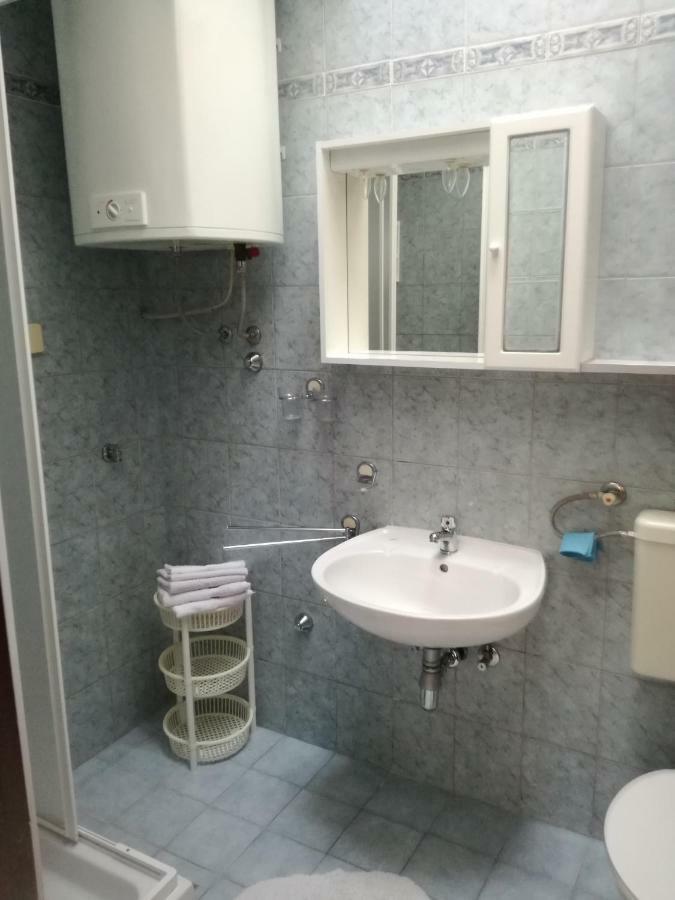 Apartmani Marijana Selce Exterior photo