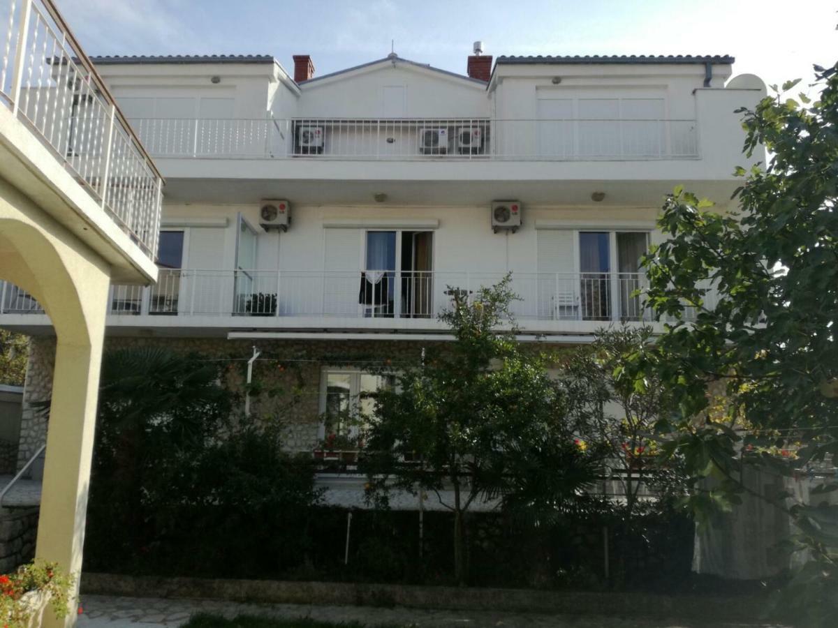 Apartmani Marijana Selce Exterior photo